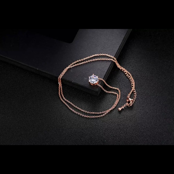 18k silver color solitaire necklace - Picture 2 of 4